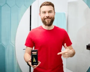 Happy men after Folicerin Receding Hairline Treatment